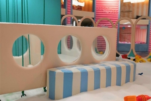 展柜道具生产厂家